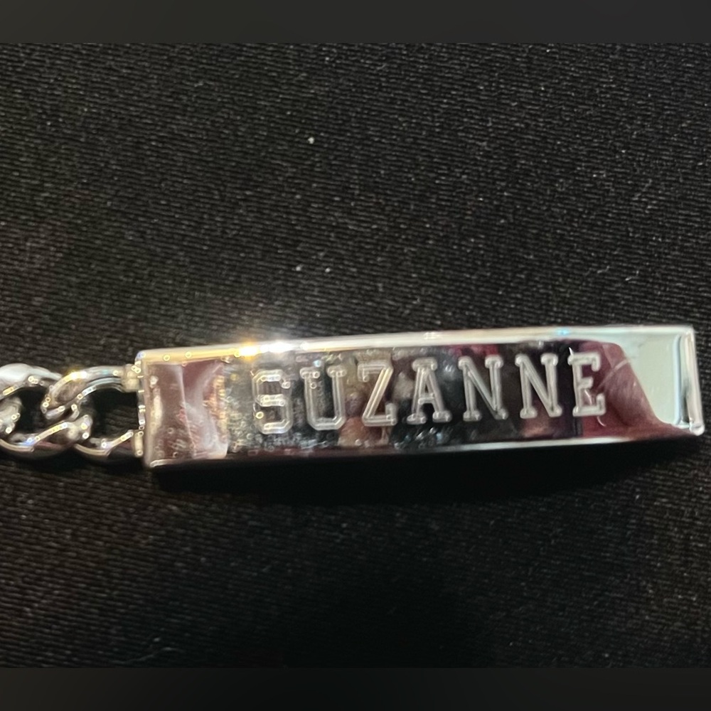 Chic “SUZANNE” Name Bracelet